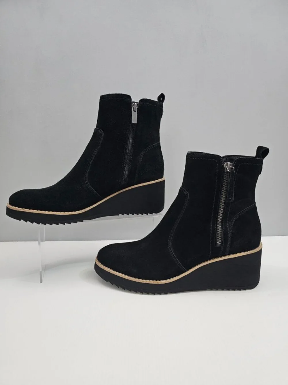 Earth Clinto Platform Wedge Ankle Booties Womens 9.5 Black Suede Comfort Boot